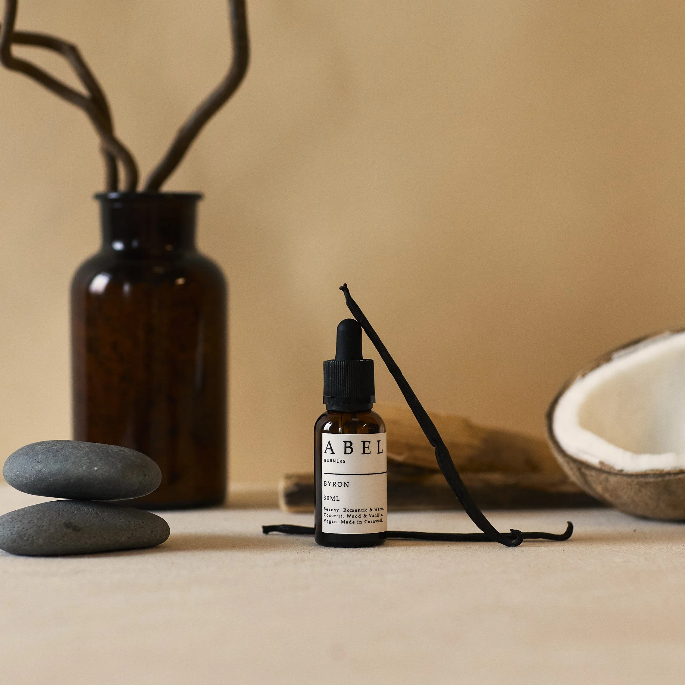 Byron 30ml Oil - Coconut & Sun Cream - Image 3