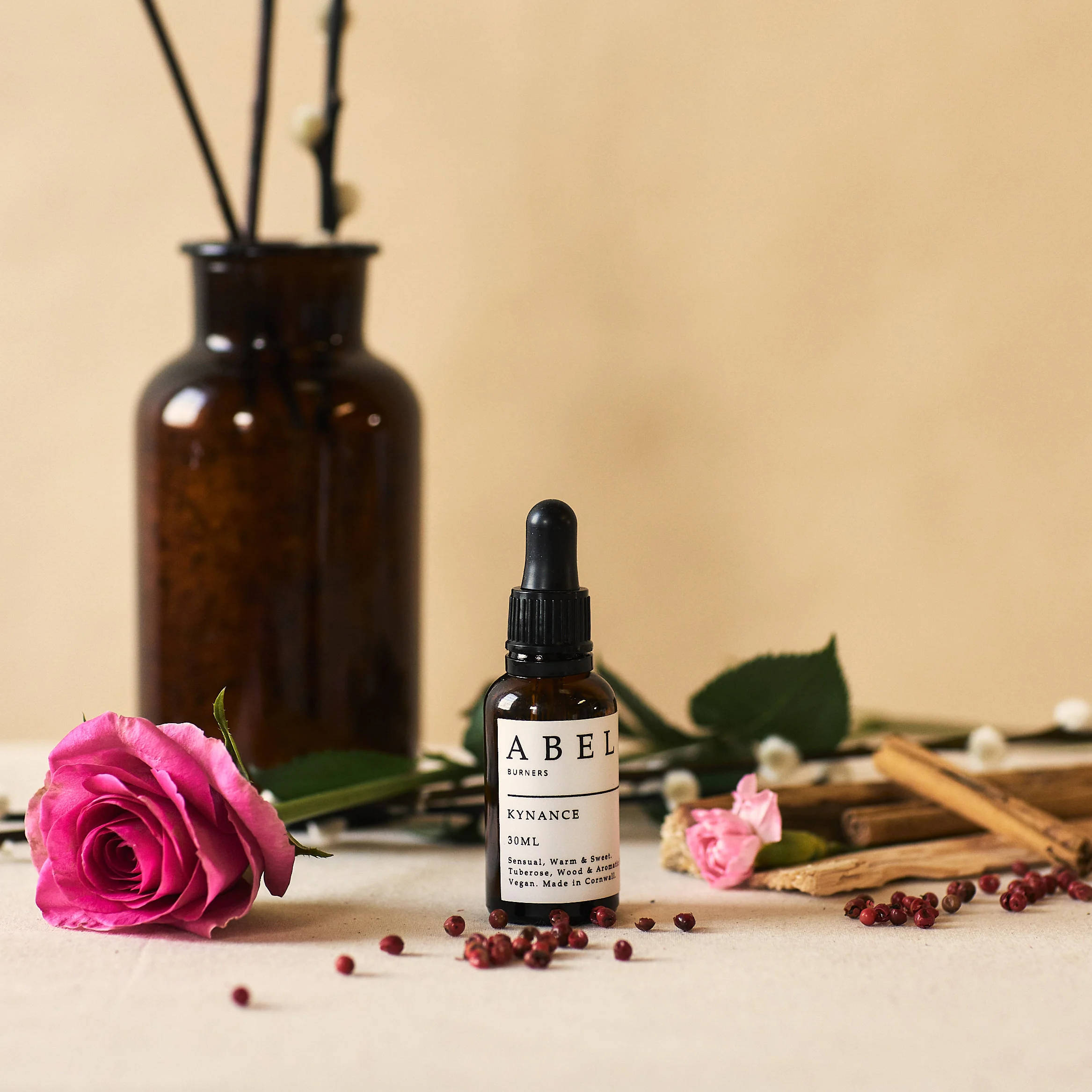 Kynance 30ml Oil - Tuberose & Cedarwood - Image 3